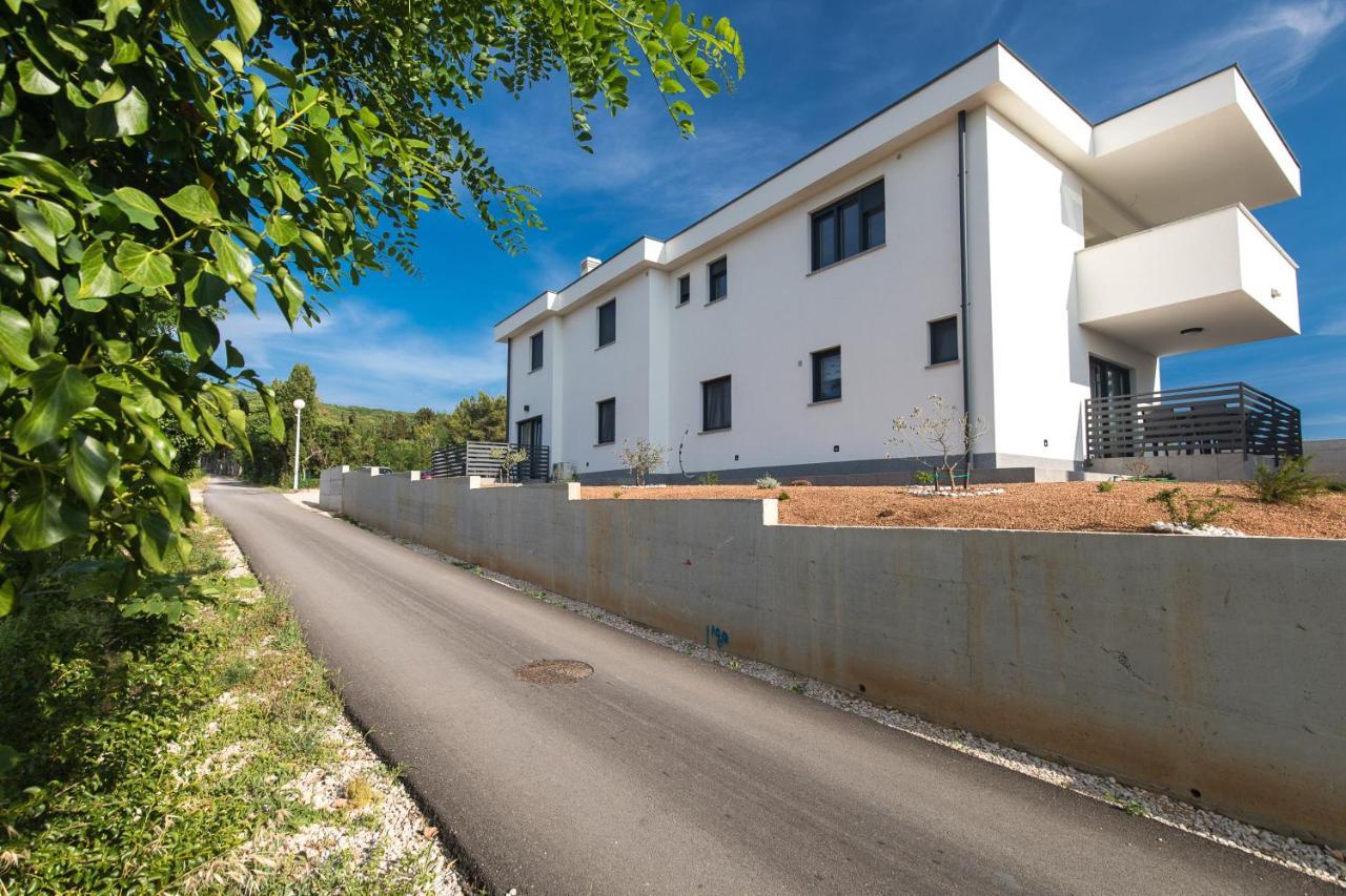 Apartman Jugo プナト エクステリア 写真