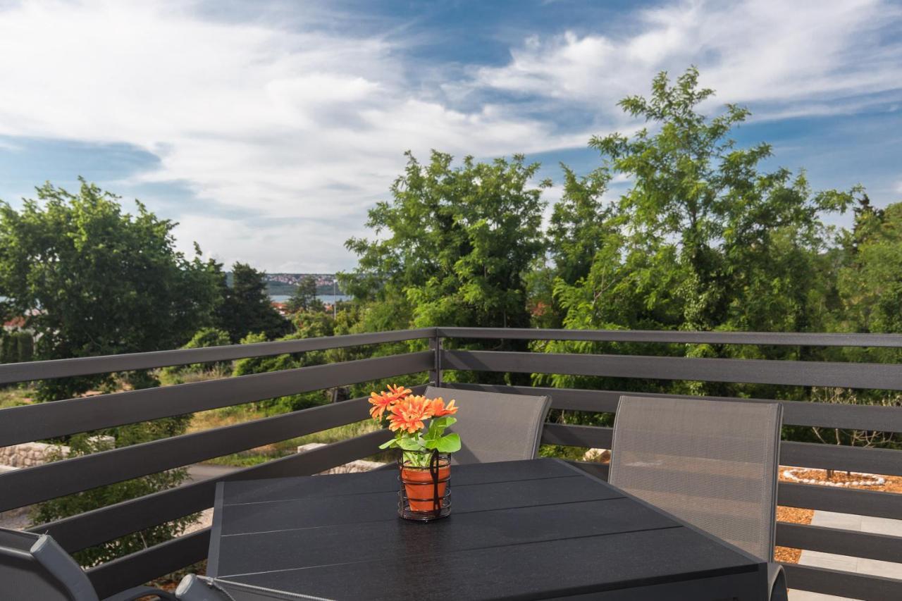 Apartman Jugo プナト エクステリア 写真